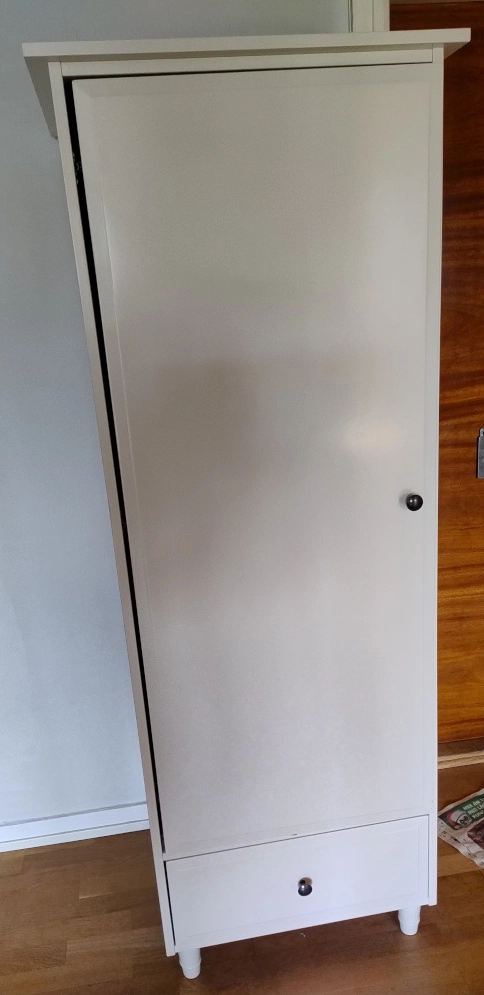Huvudbild för Garderob