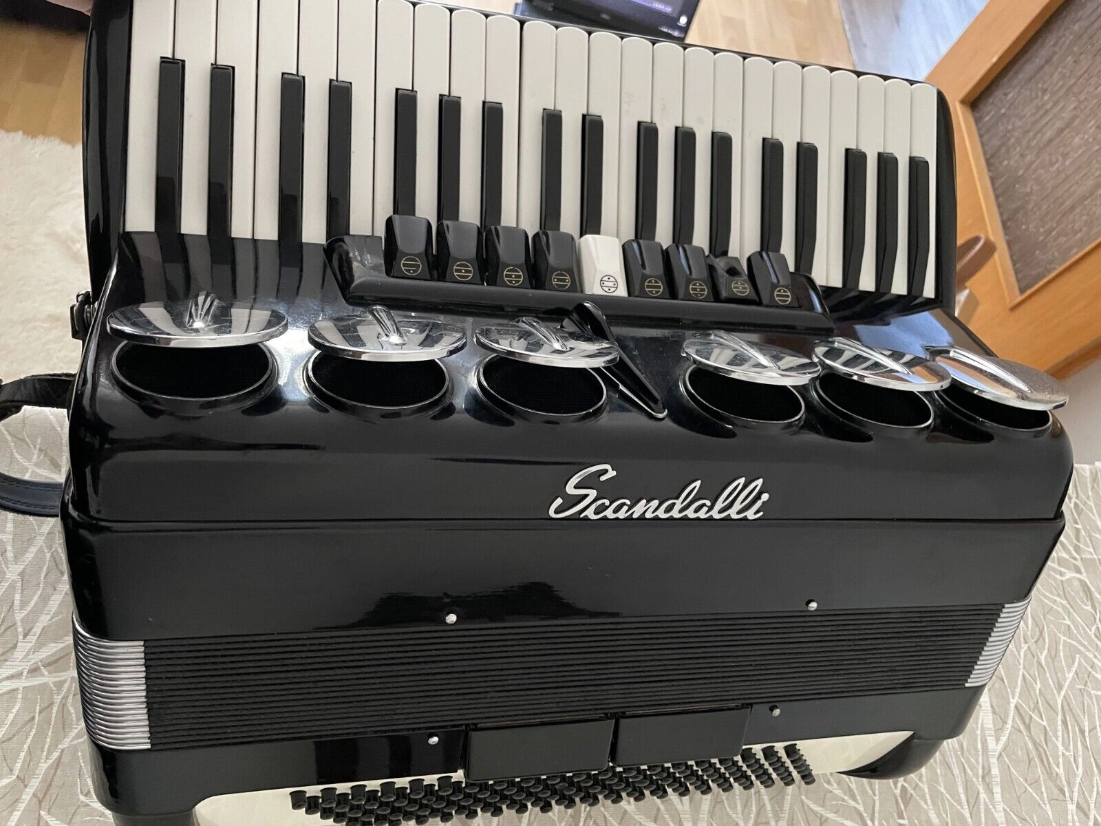 Huvudbild för Dragspel Scandalli 120 Basar 3 - Kör Utmärkt Skick