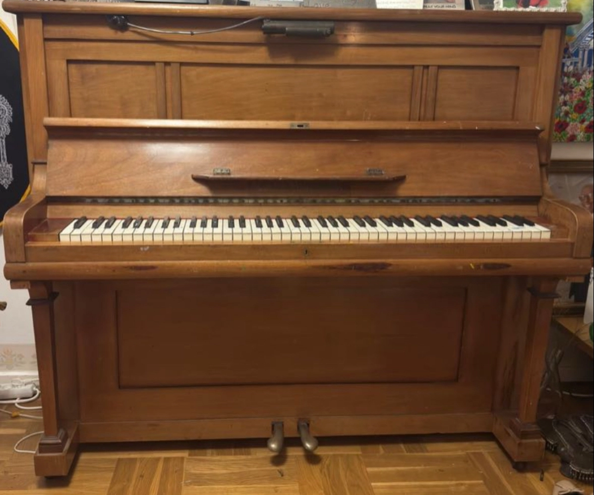 Huvudbild för Piano